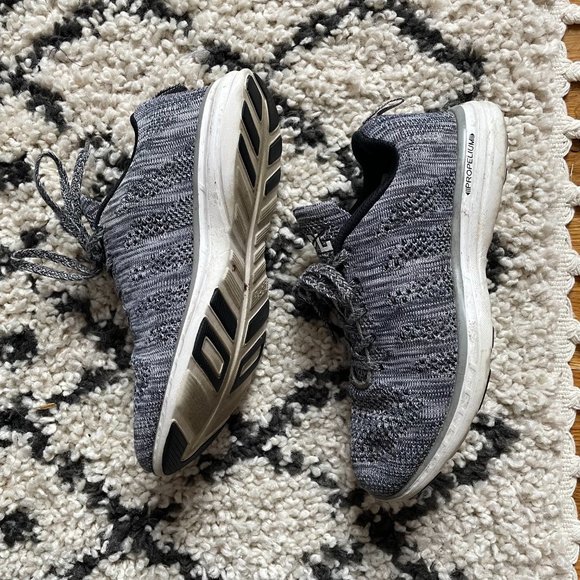 APL Techloom Pro Trainer - Picture 3 of 5